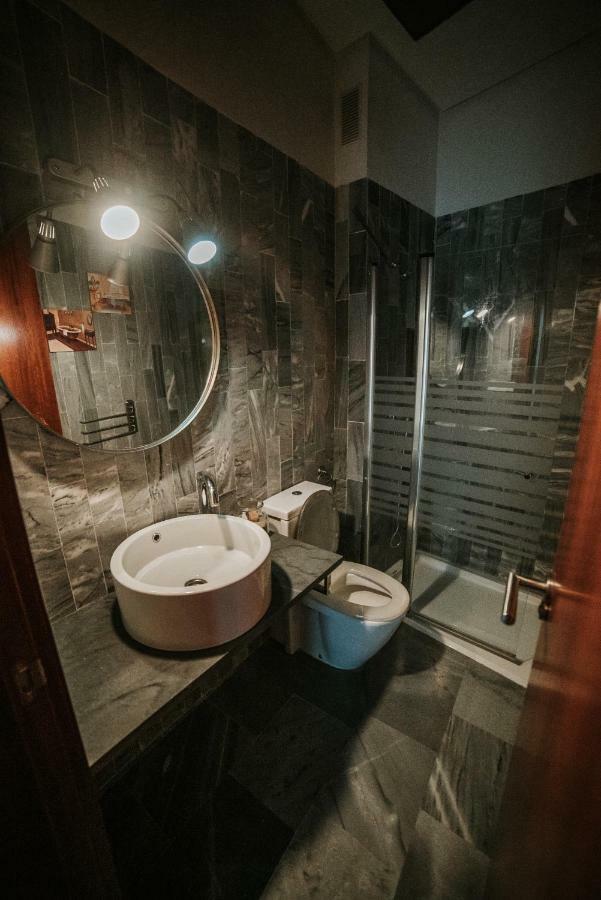 Apartamento Corral Del Rey 16 Apartment Sevilla Bagian luar foto